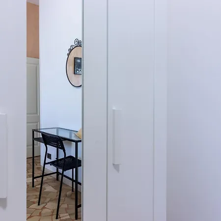 Apartment Housmart Galeotti 16