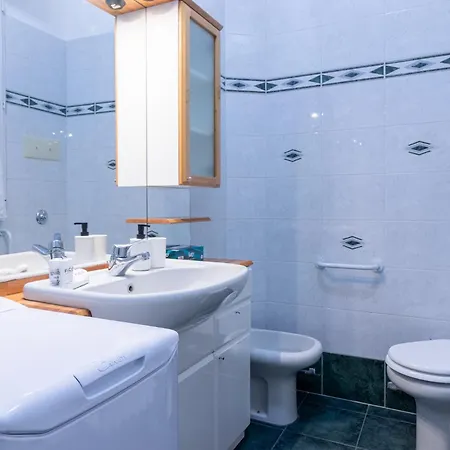 Housmart Galeotti 16 Apartment