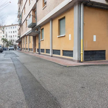 Apartment Housmart Galeotti 16